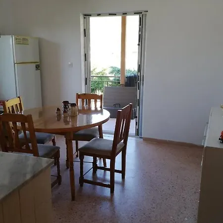 Teralogis - Lovely Place וילה אספרובלטה